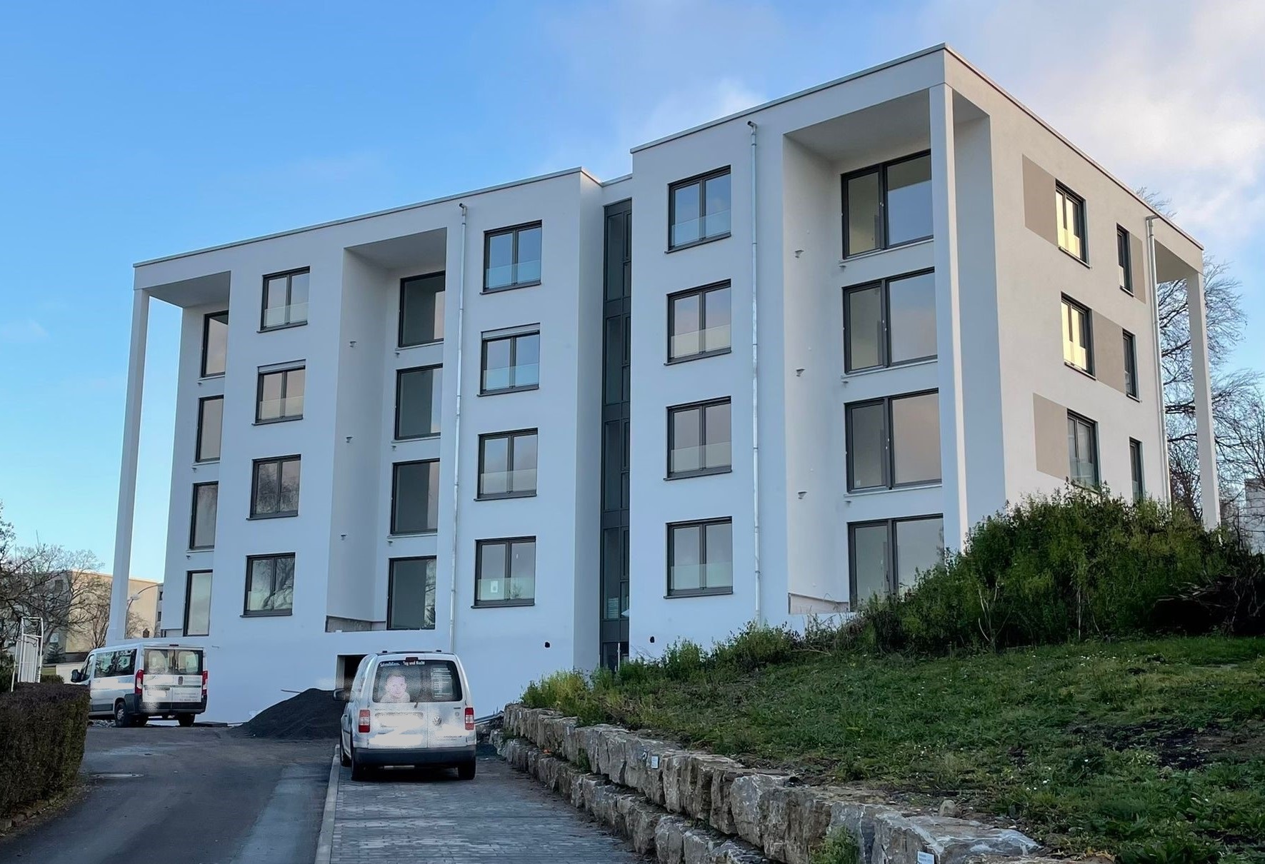 Tauberbischofsheim: Moderne, barrierefreie 3-Zimmer-Wohnung mit Einbauküche und Balkon